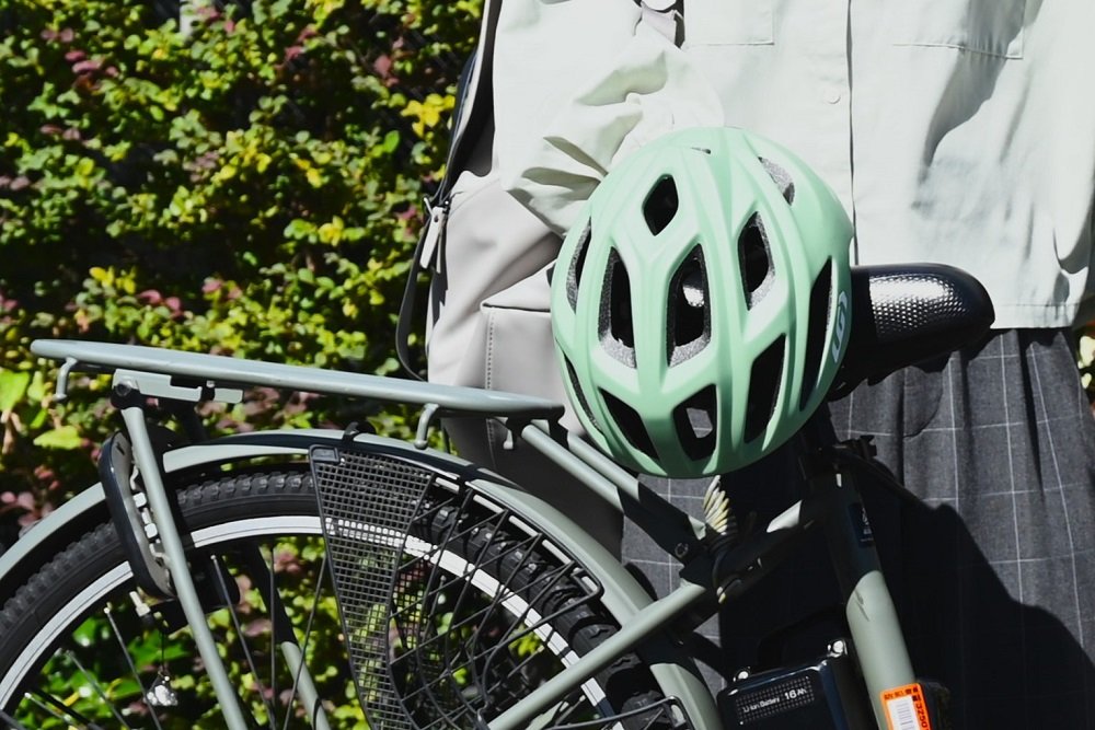 自転車通勤スタイルパナソニック電動ヘルメット