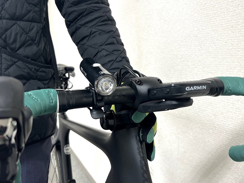 冬場の自転車通勤の基本 重ね着とあったかグローブ