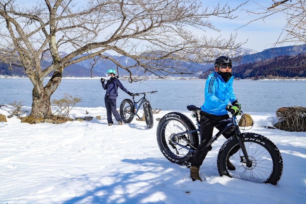 余呉湖スノーサイクリング