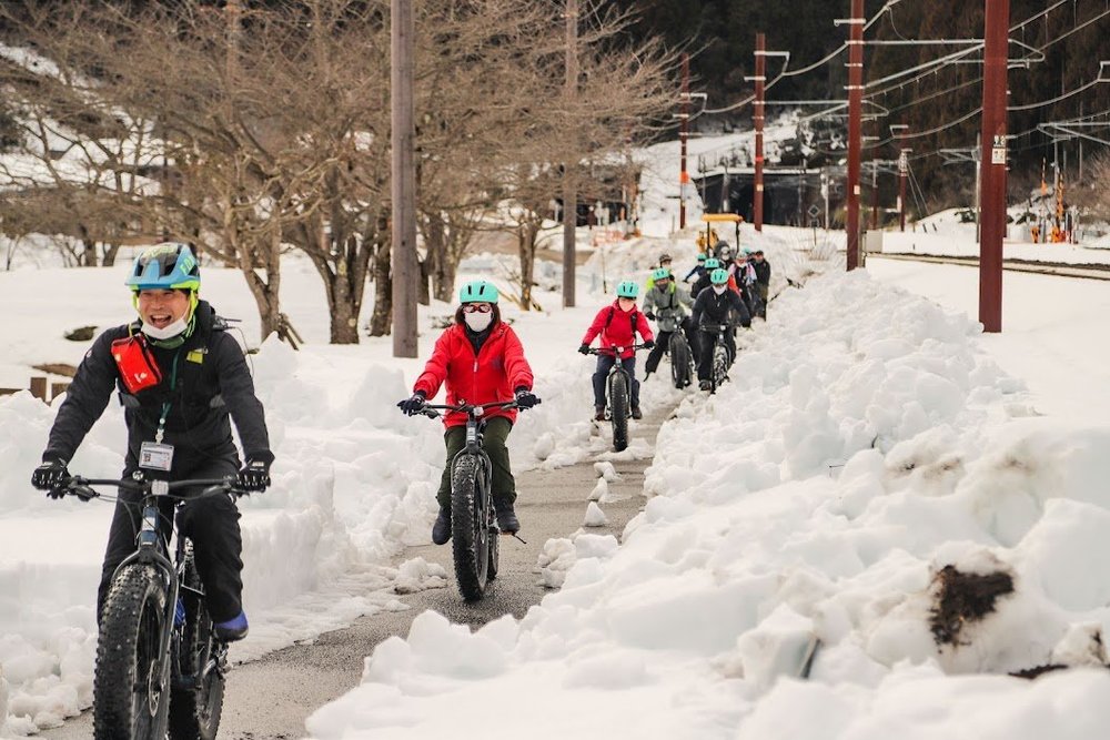 余呉湖スノーサイクリング