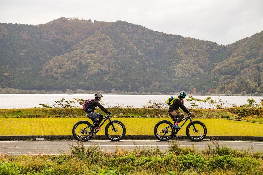 余呉湖スノーサイクリング