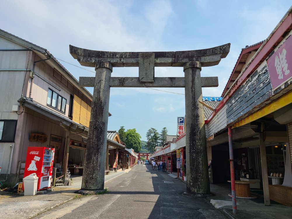 祐徳稲荷神社前_商店街 (1).jpg