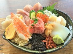 海女の小屋　海上亭　海鮮丼