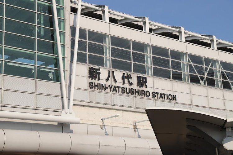 熊本県新八代駅１.jpg