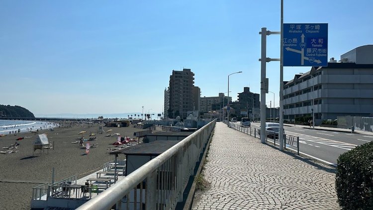 神奈川県江ノ島海沿い.jpg