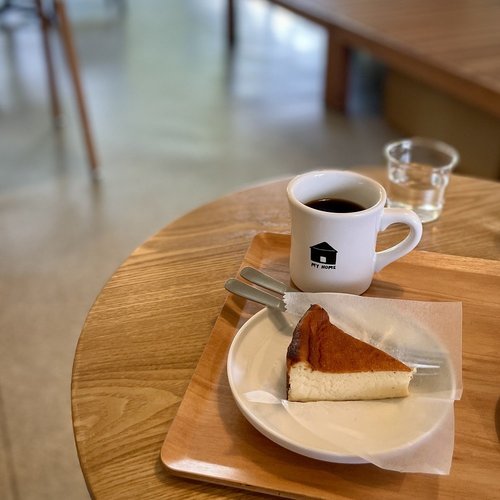 MyHomeコーヒーとチーズケーキ.jpg