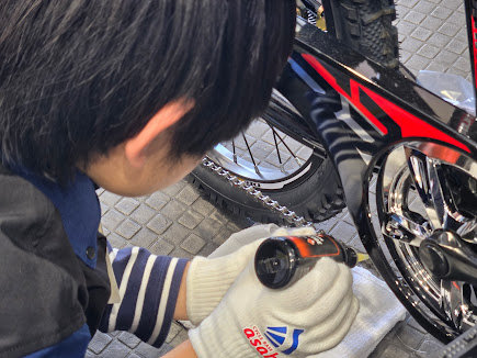 あさひのキッズスクール 自転車屋さんになってメンテナンスをやってみよう!4.jpg